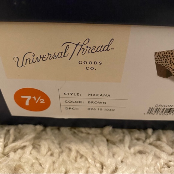 Universal Thread Mules - Picture 5 of 5